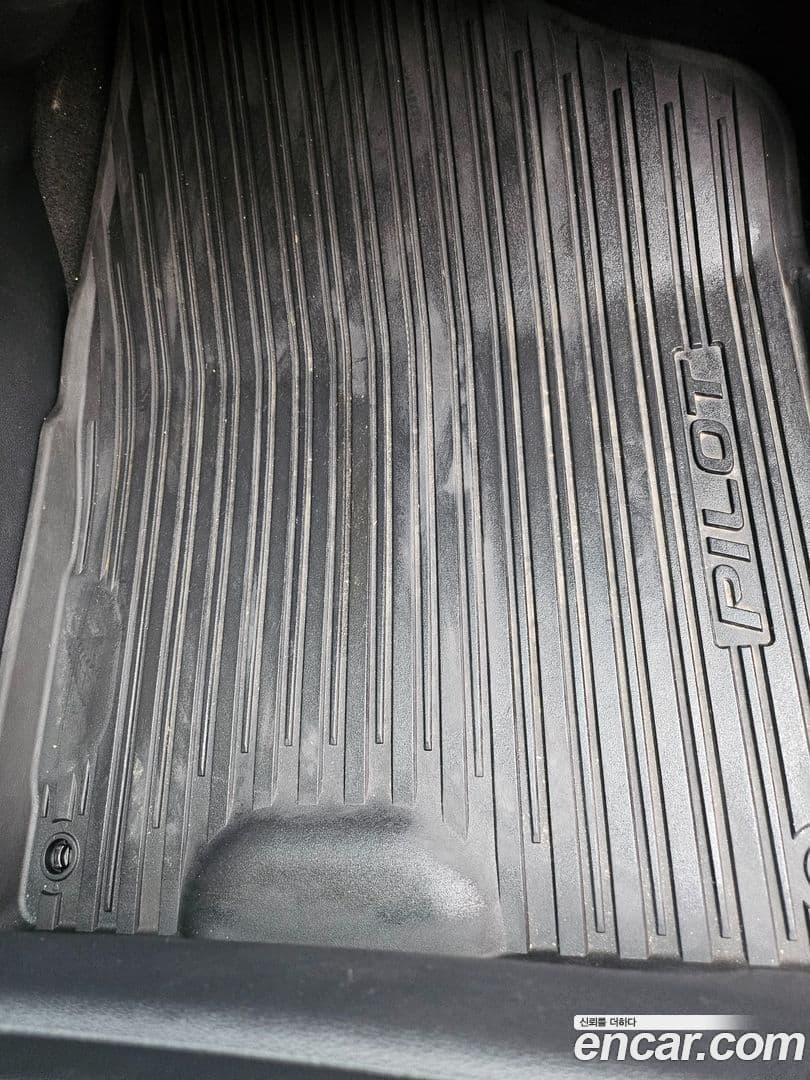 Main__Slider__Photo:Pilot Honda 2018.11-13