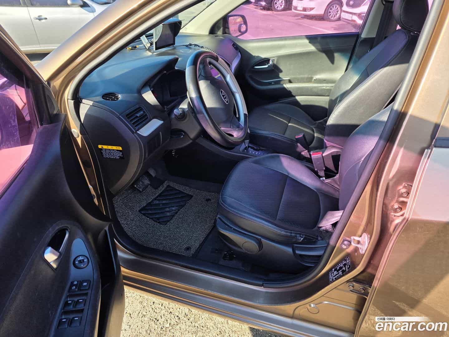 morning Kia 2011.10-INNER-007