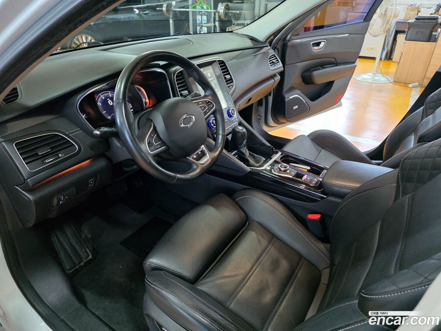 Main__Slider__Photo:SM6 Renault-KoreaSamsung 2016.4-5