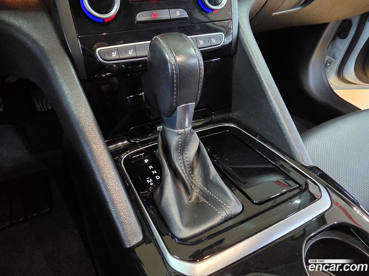 Main__Slider__Photo:SM6 Renault-KoreaSamsung 2016.4-15