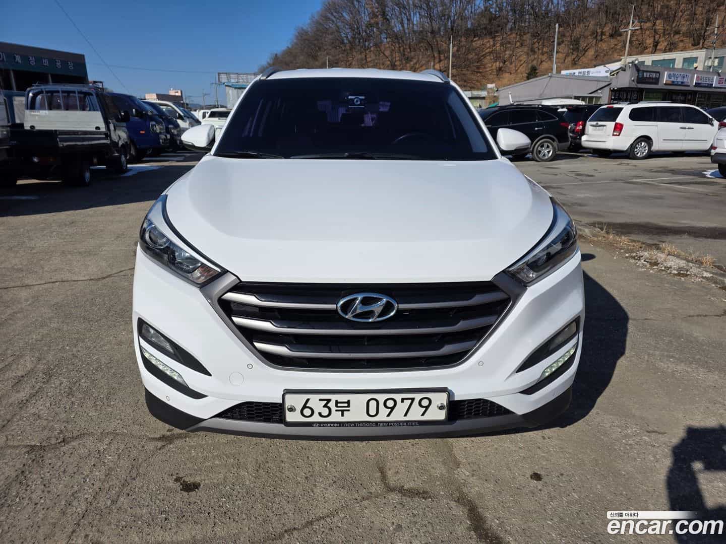 Tucson Hyundai 2015.10-OUTER-003