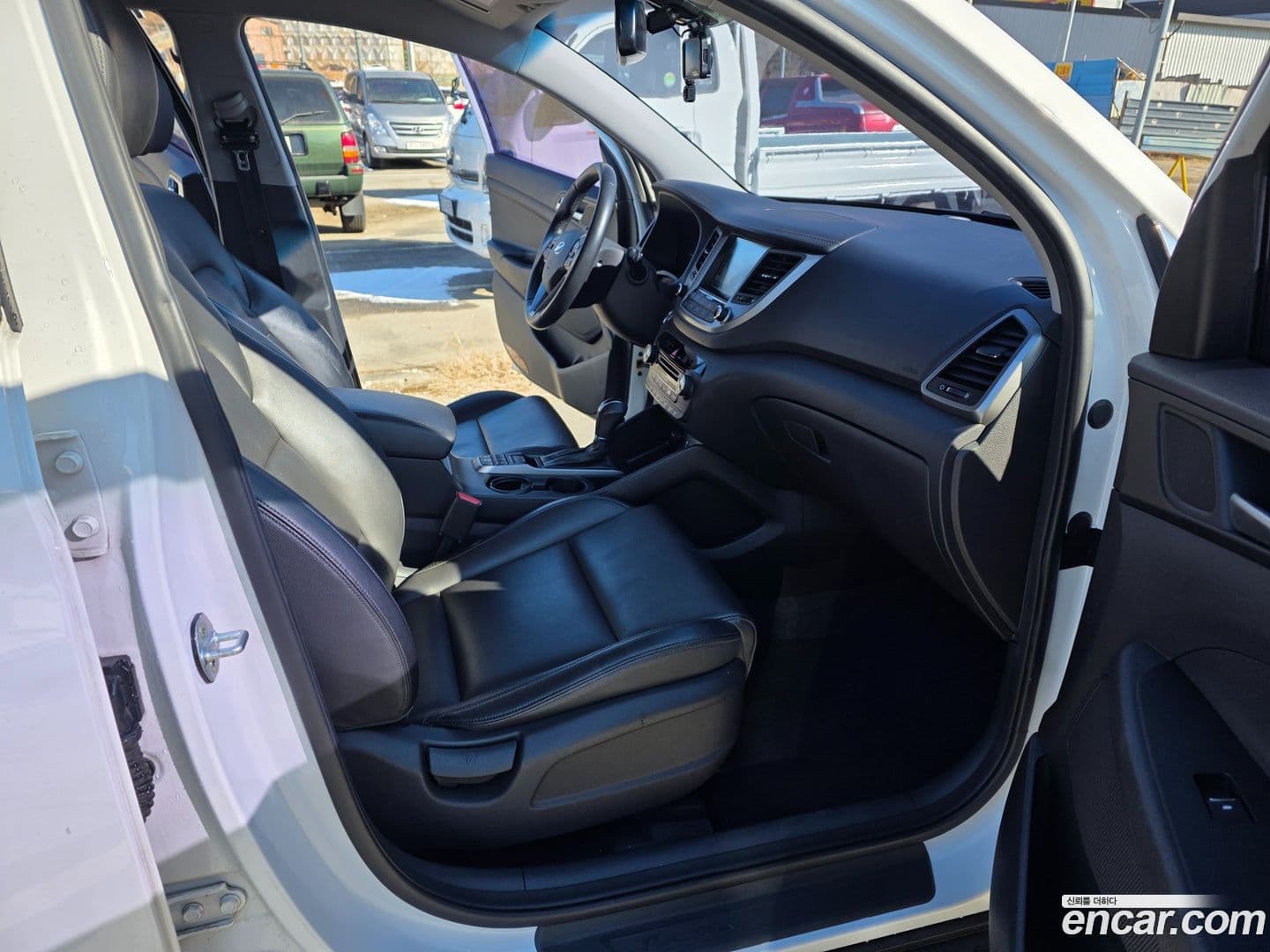 Main__Slider__Photo:Tucson Hyundai 2015.10-8