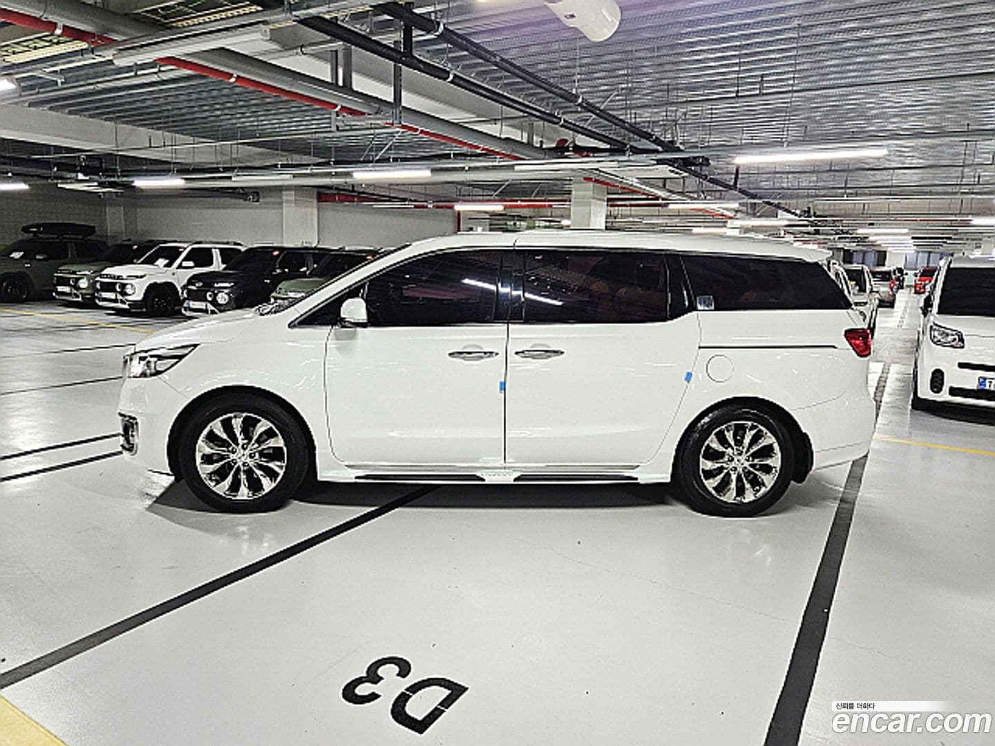 Main__Slider__Photo:Canival Kia 2017.1-2