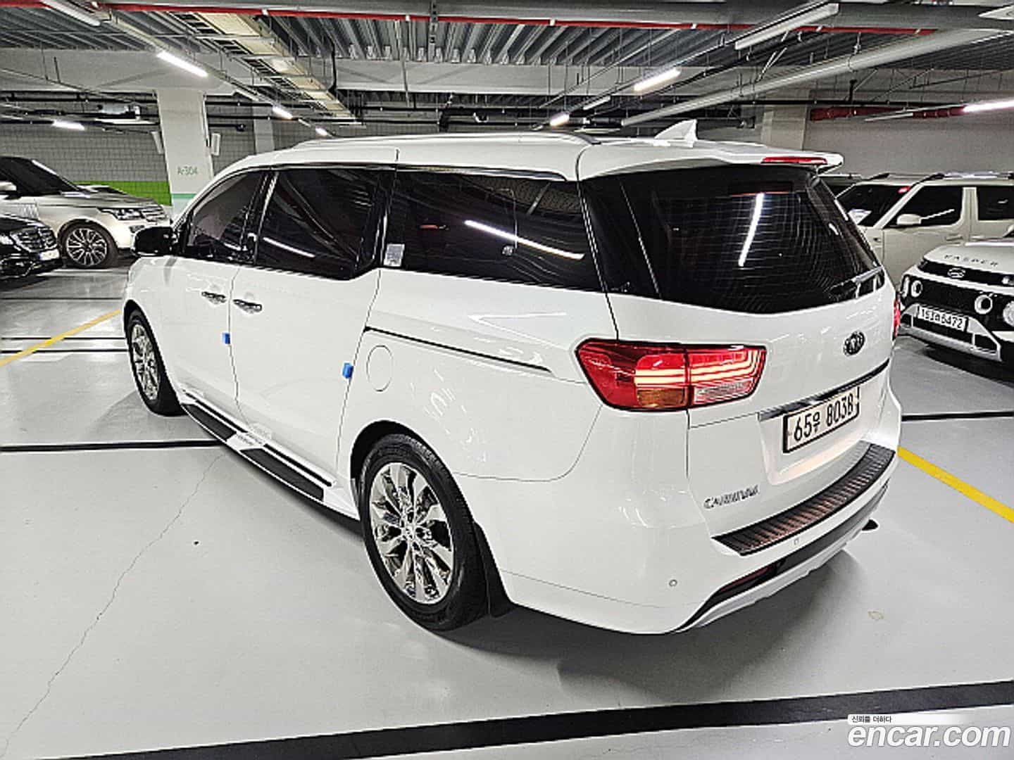 Canival Kia 2017.1-OUTER-005