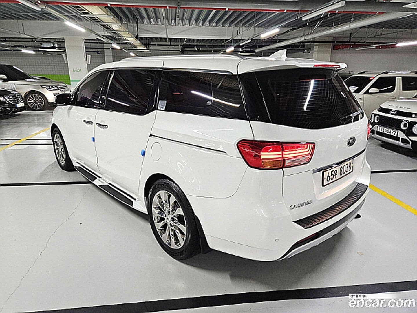 Main__Slider__Photo:Canival Kia 2017.1-4