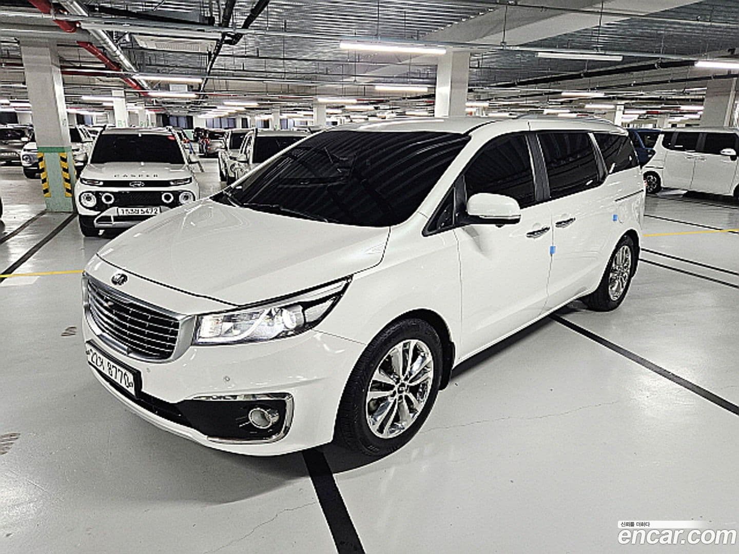 Main__Slider__Photo:Canival Kia 2015.0-0