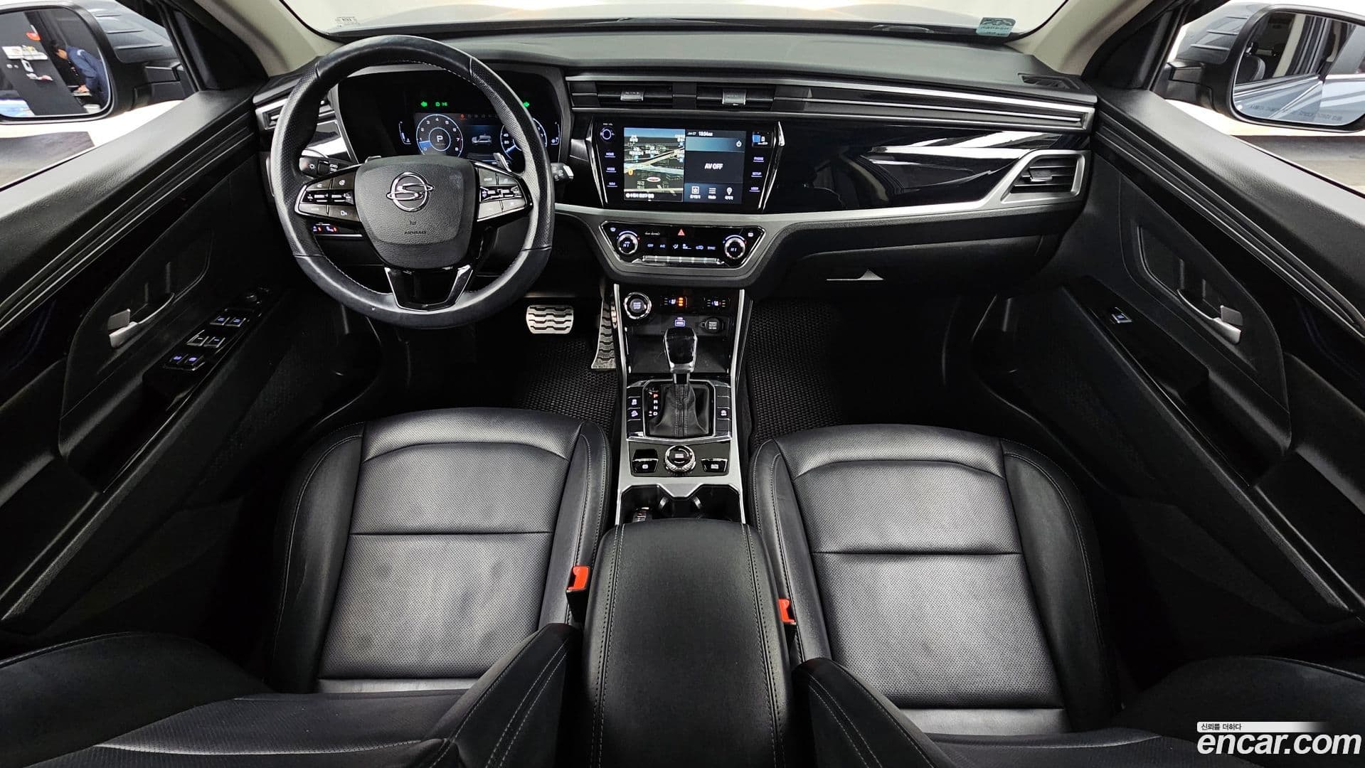 Main__Slider__Photo:KORANDO KG_Mobility_Ssangyong 2021.10-6