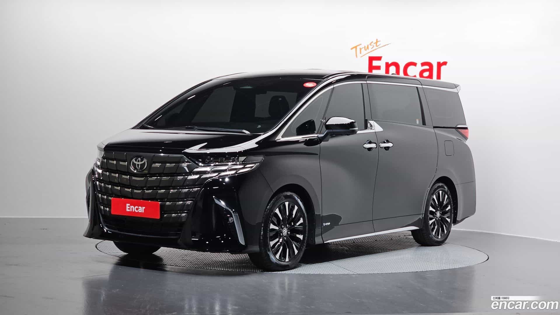 Alphard Toyota 2024.11-OUTER-001