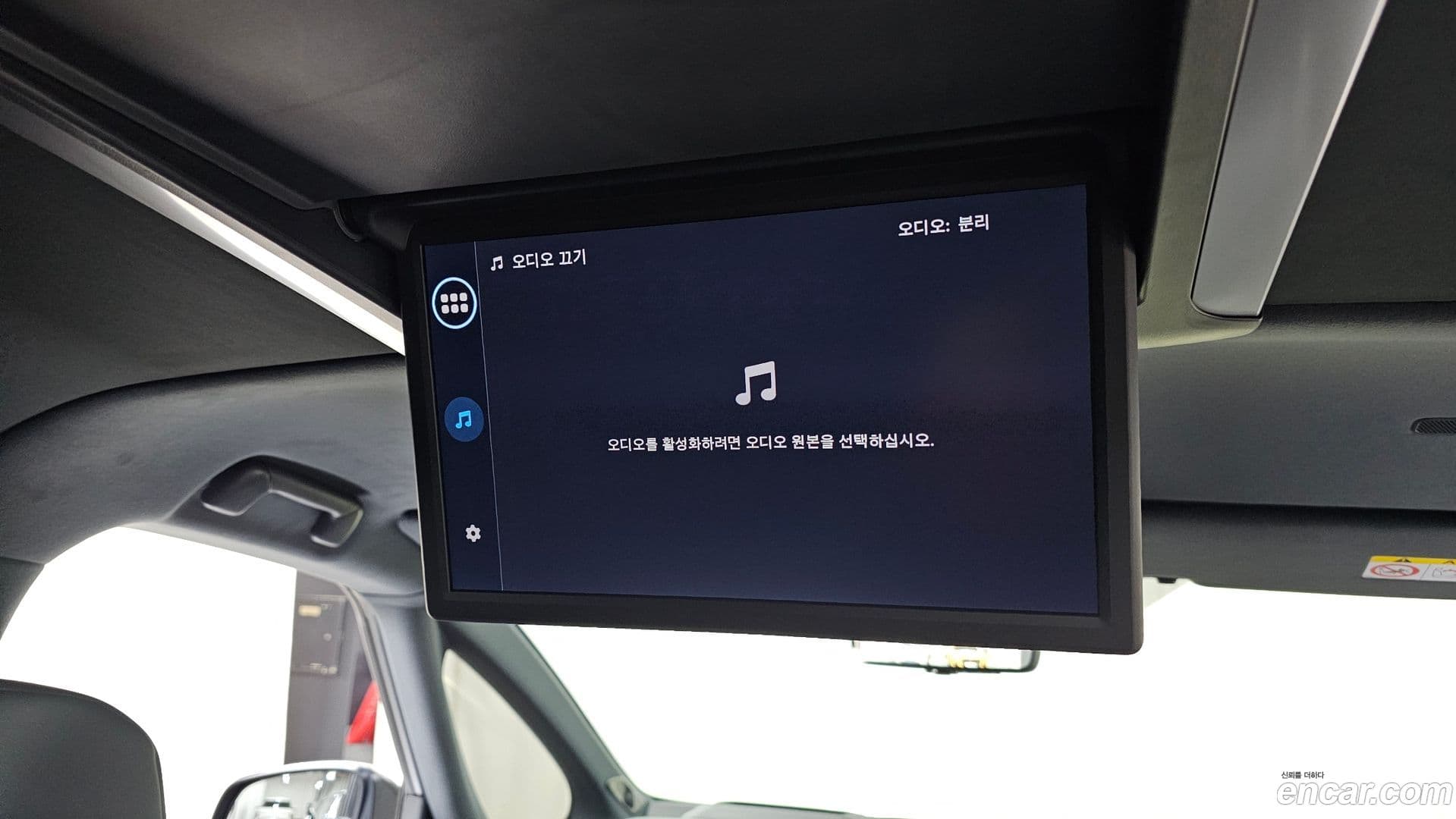 Main__Slider__Photo:Alphard Toyota 2024.11-16