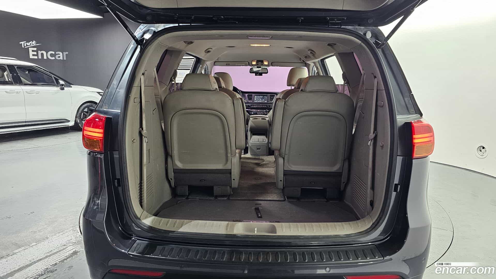 Canival Kia 2016.11-OPTION-024