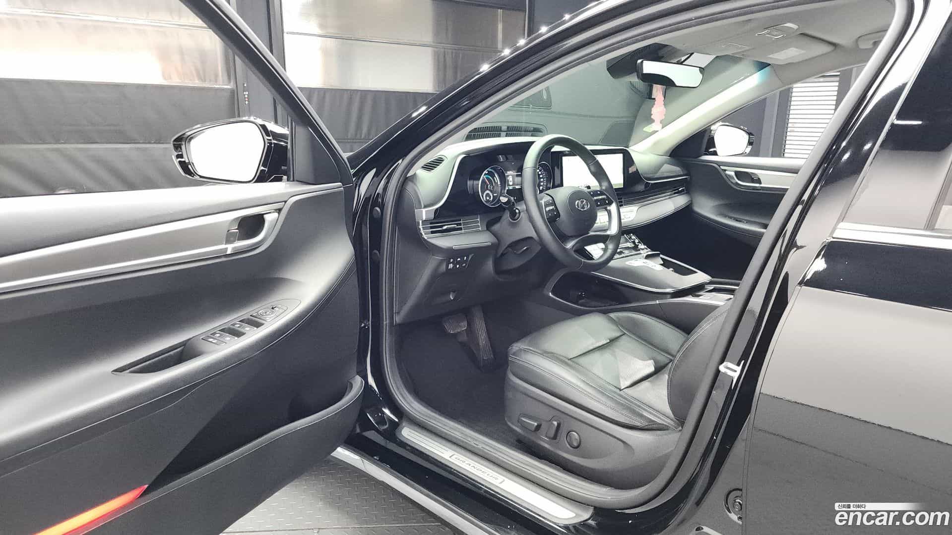 Grandeur Hyundai 2021.6-INNER-010