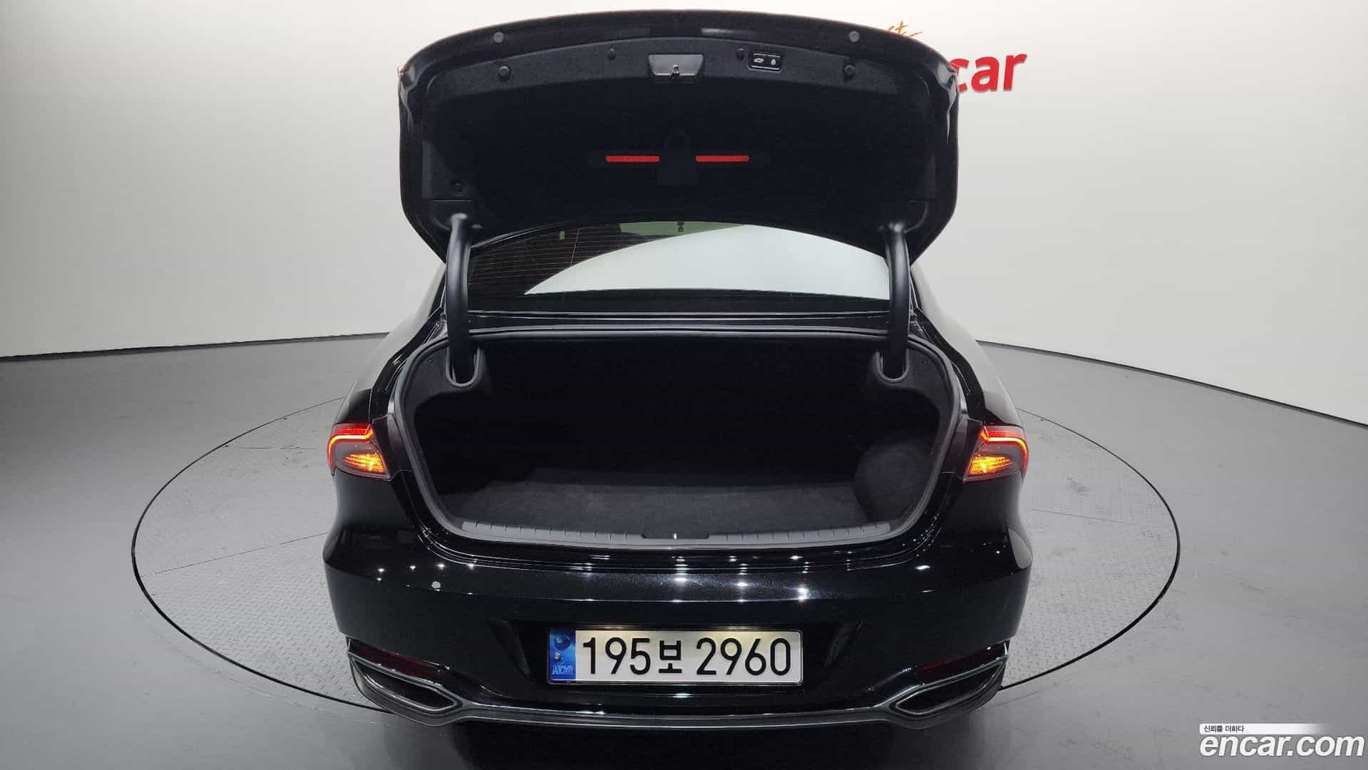 Grandeur Hyundai 2021.6-OPTION-024