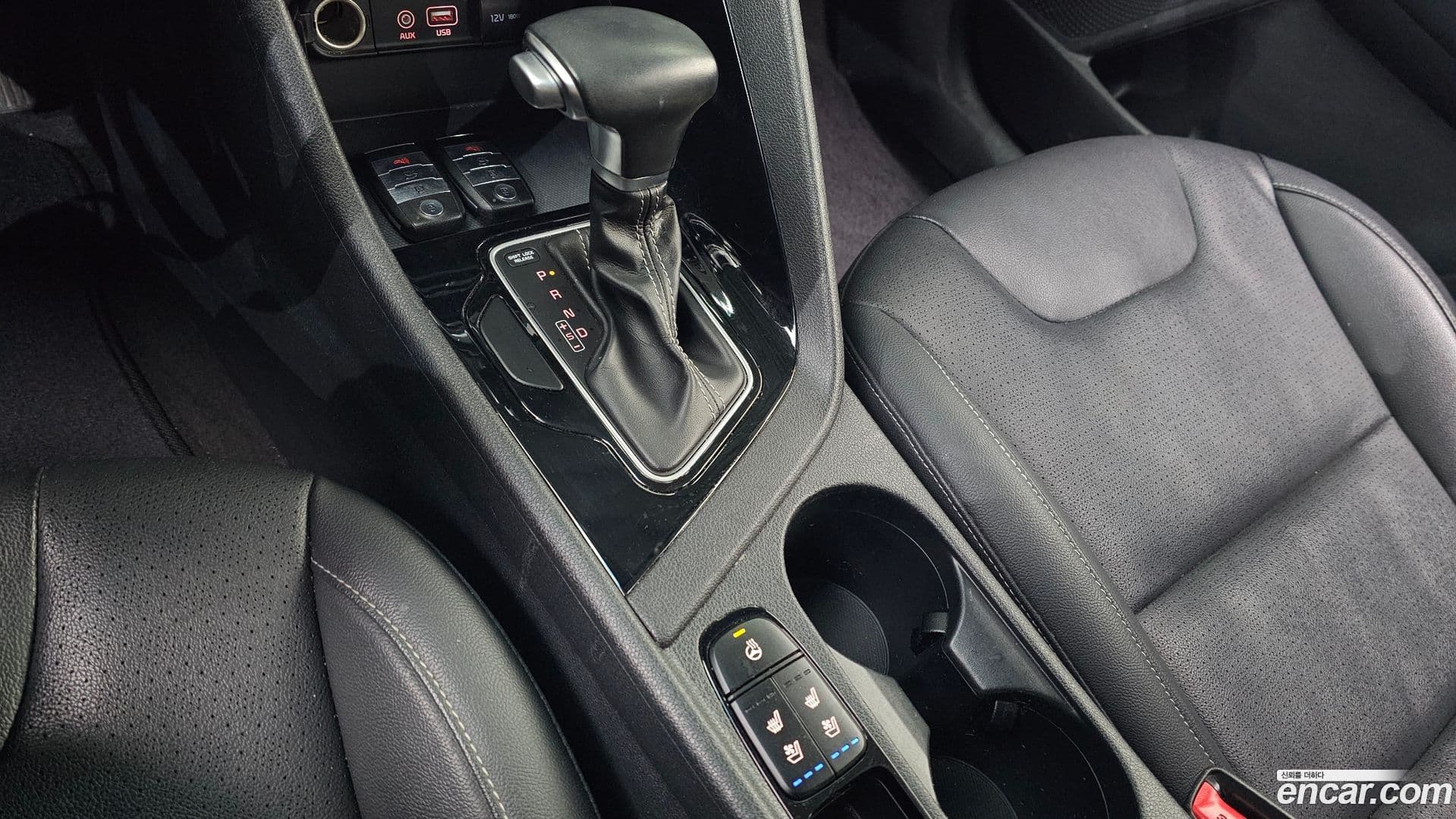 Main__Slider__Photo:Niro Kia 2017.5-8