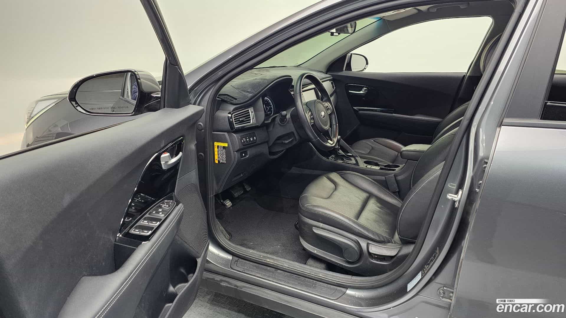 Niro Kia 2017.5-INNER-010