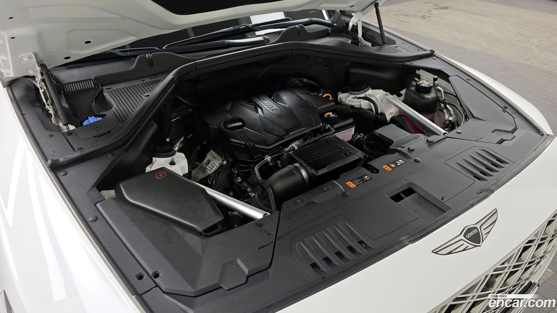 Main__Slider__Photo:GV80 Genesis 2024.0-5