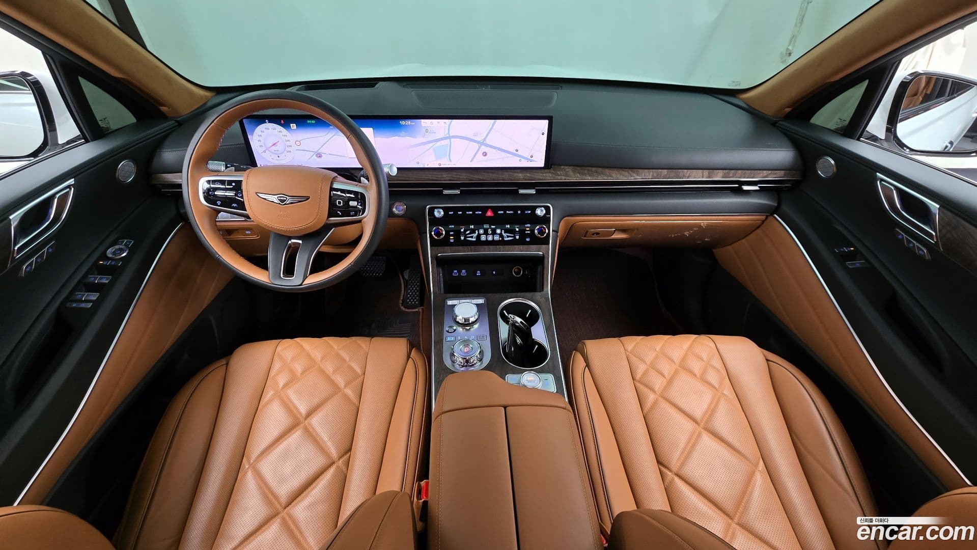 Main__Slider__Photo:GV80 Genesis 2024.0-6