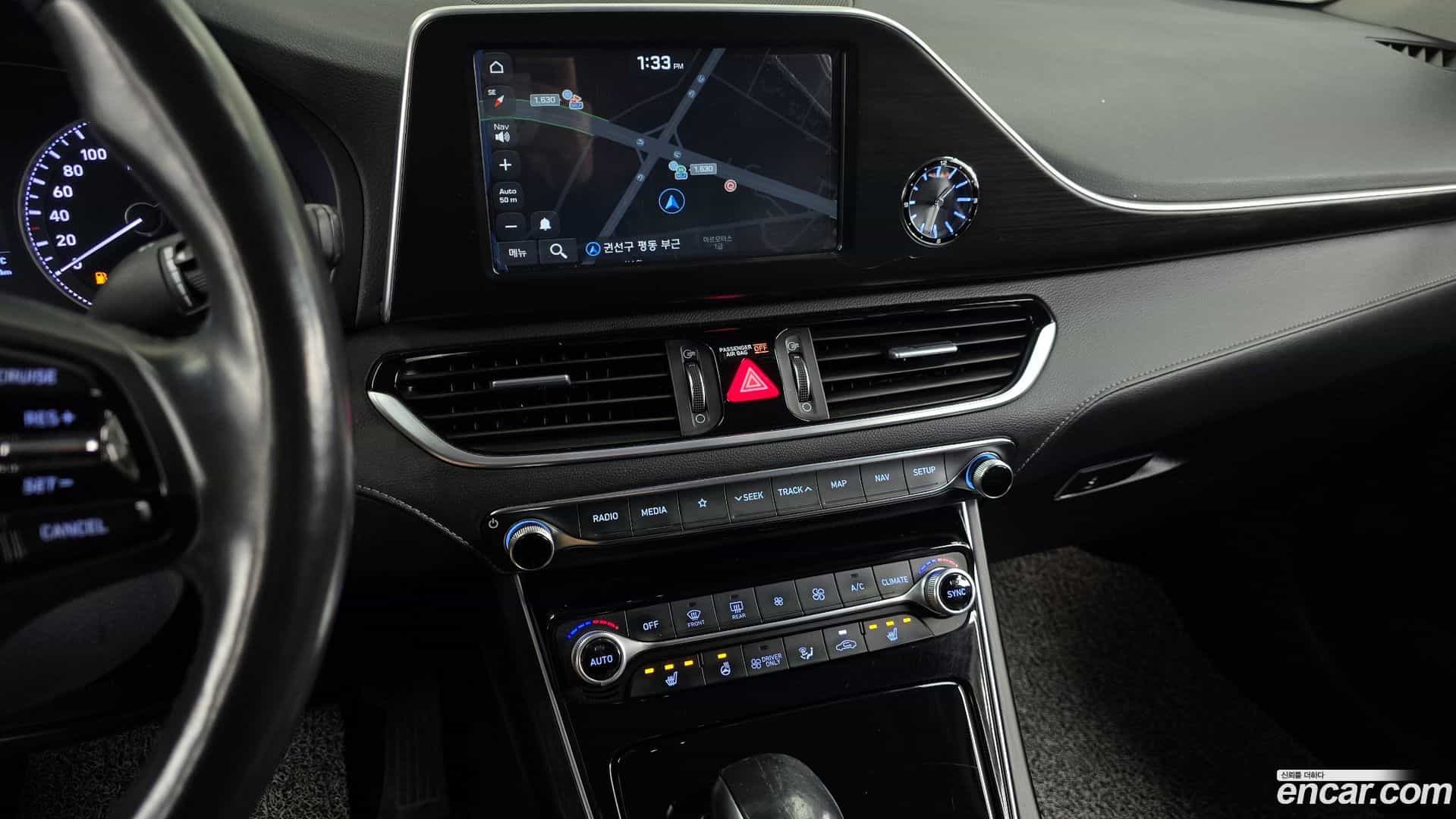 Grandeur Hyundai 2018.4-OPTION-018