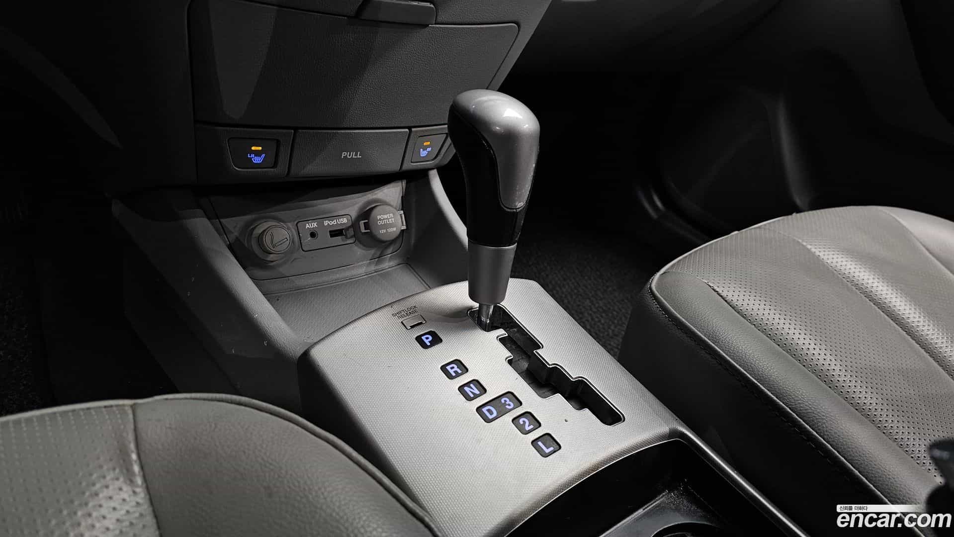 AVANTE Hyundai 2009.5-INNER-009