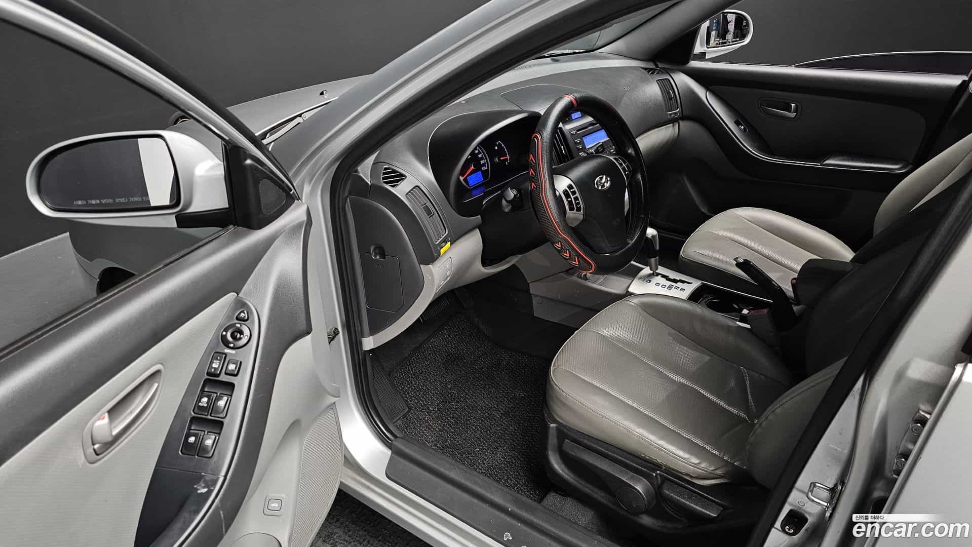 AVANTE Hyundai 2009.5-OPTION-015