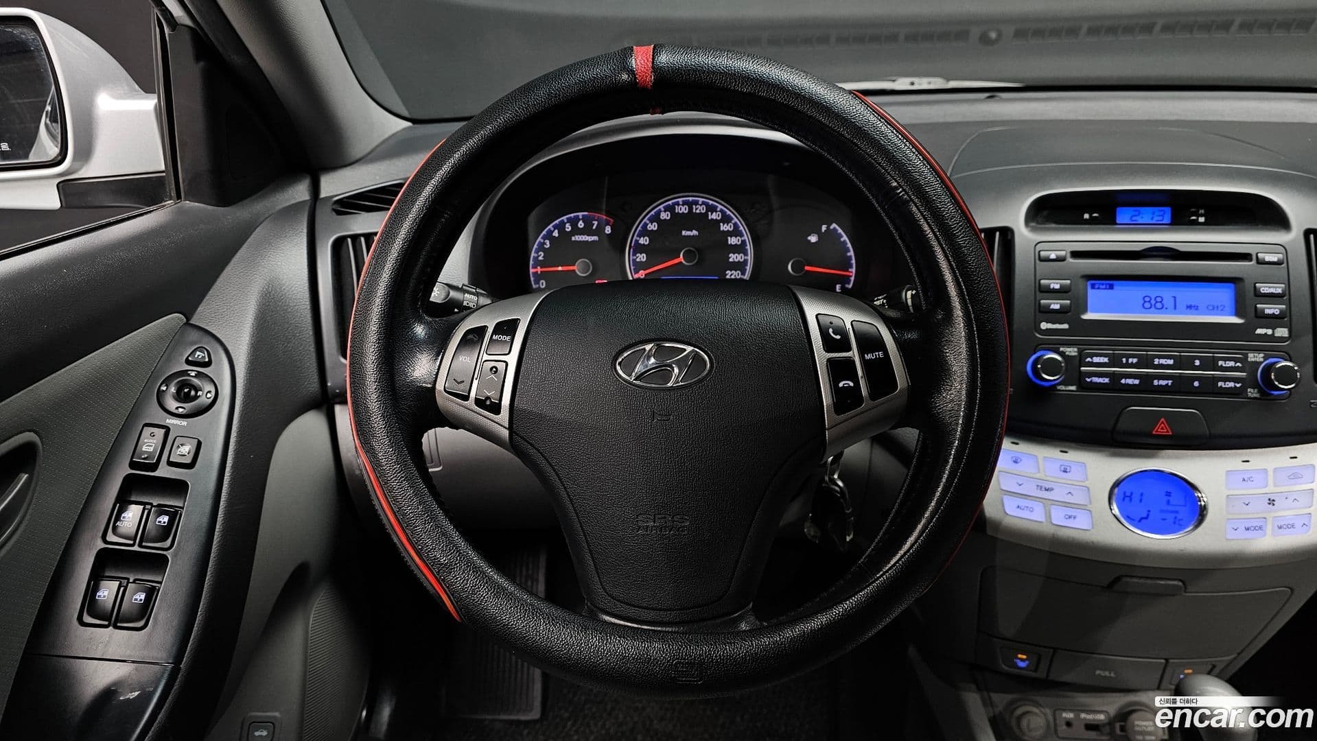 Main__Slider__Photo:AVANTE Hyundai 2009.5-12