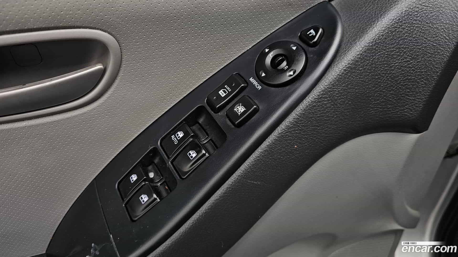 AVANTE Hyundai 2009.5-OPTION-021