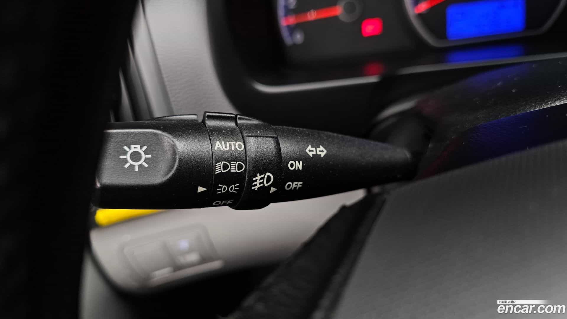 AVANTE Hyundai 2009.5-OPTION-022