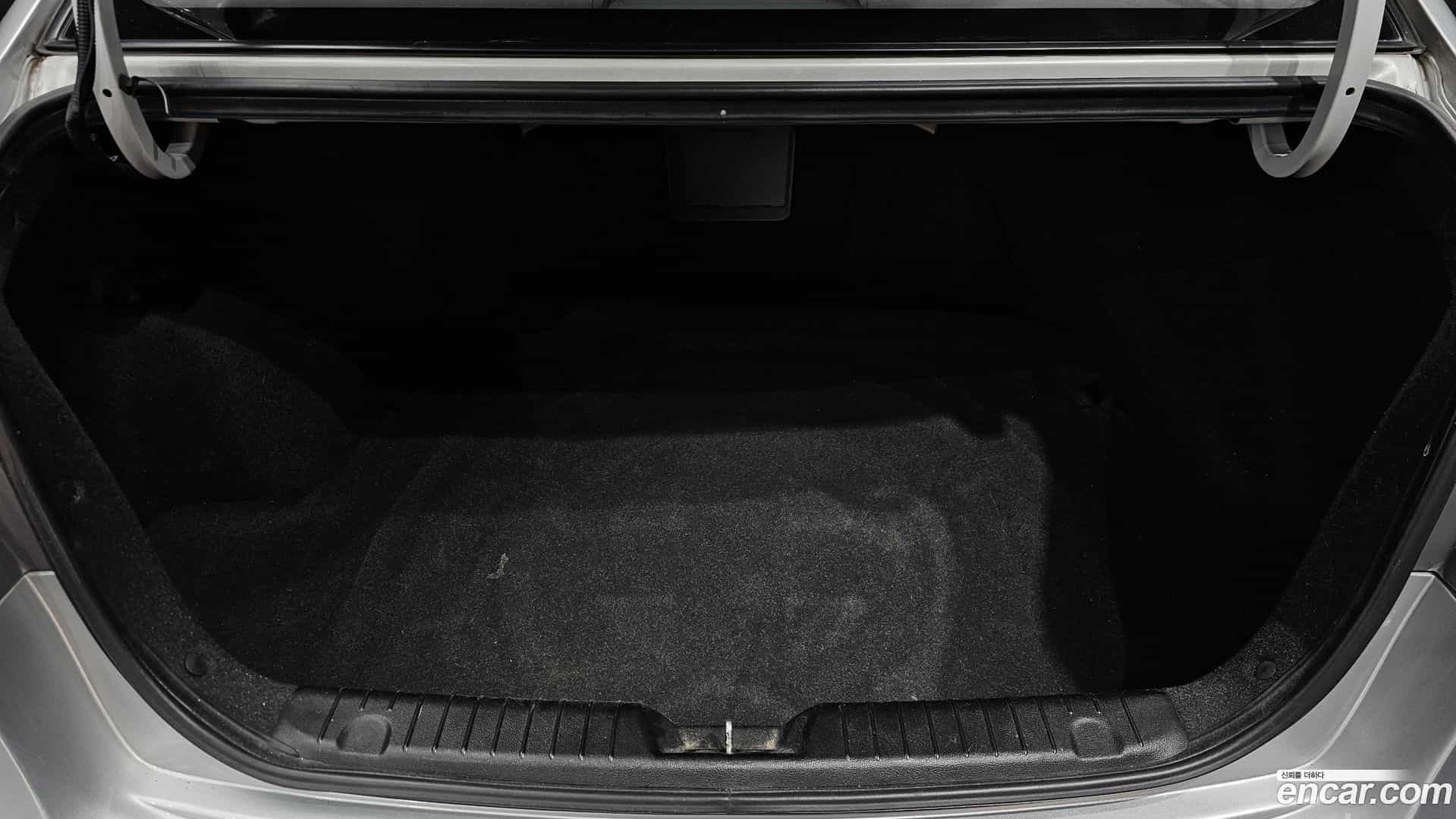 AVANTE Hyundai 2009.5-OPTION-024