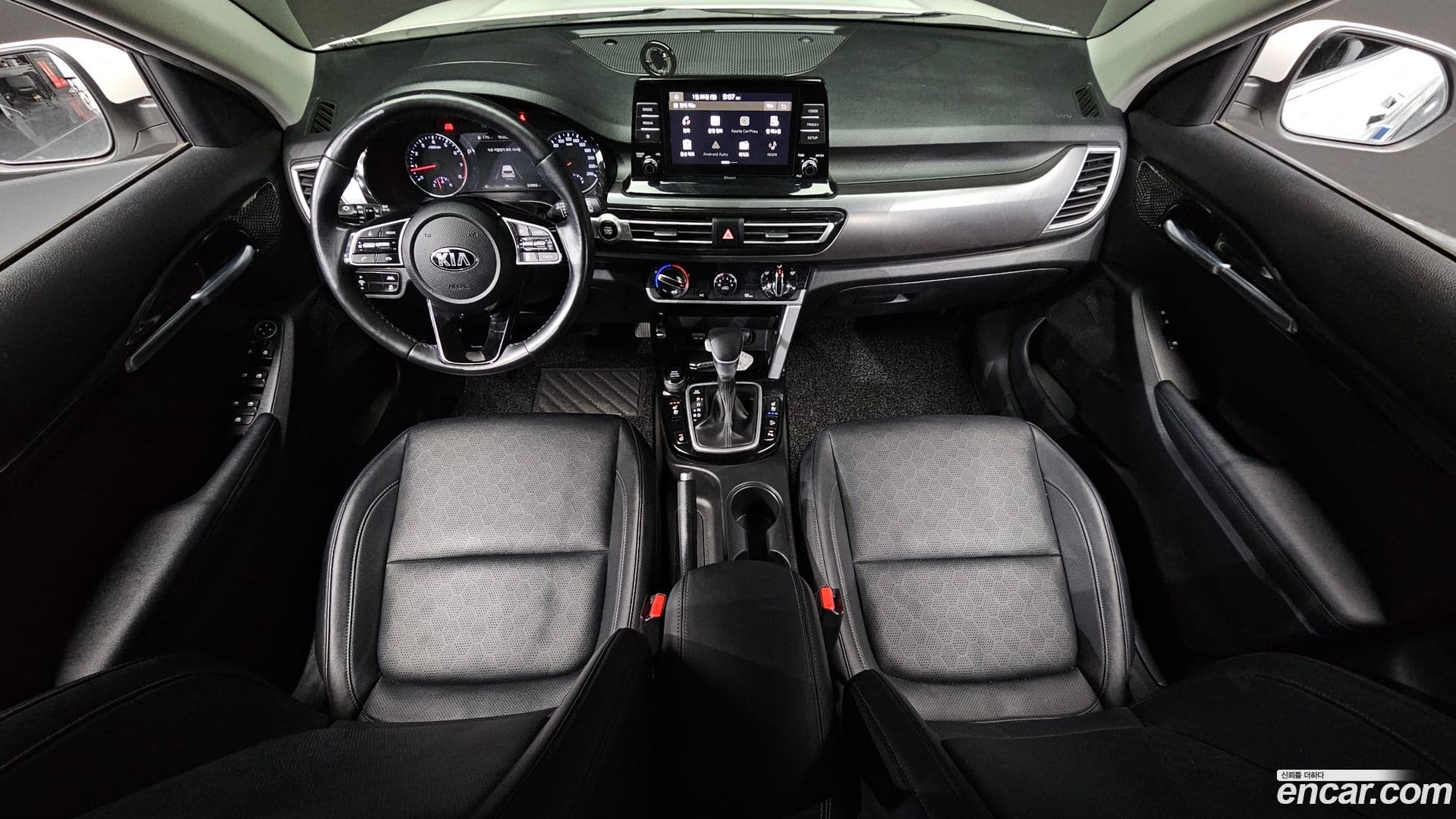 Main__Slider__Photo:Seltos Kia 2020.3-6