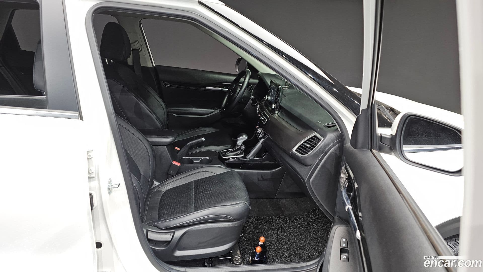 Main__Slider__Photo:Seltos Kia 2020.3-11