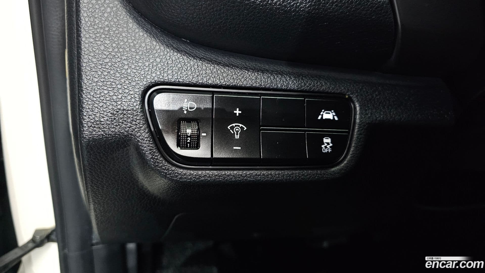 Main__Slider__Photo:Seltos Kia 2020.3-13