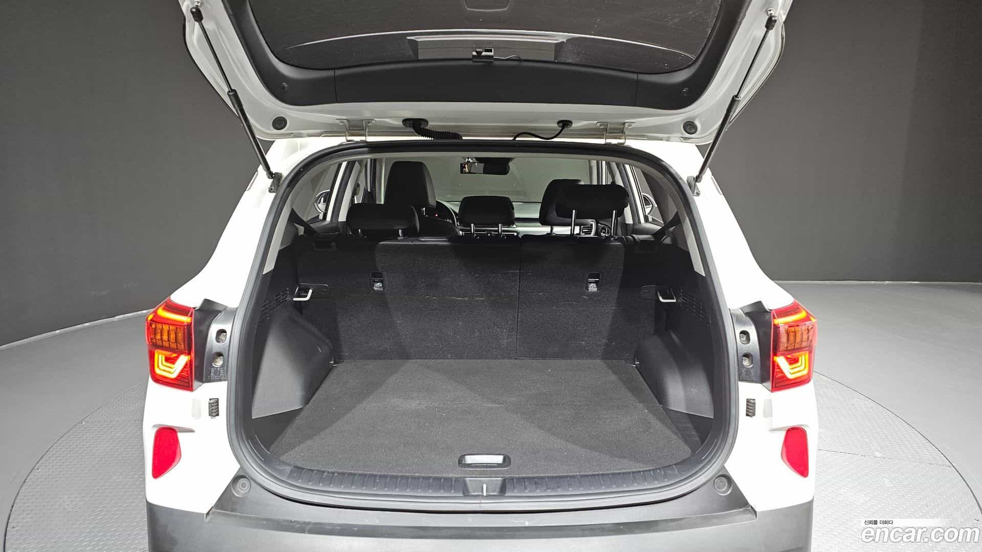 Seltos Kia 2020.3-OPTION-024