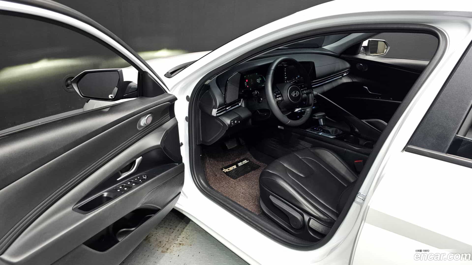 AVANTE Hyundai 2025.2-INNER-010