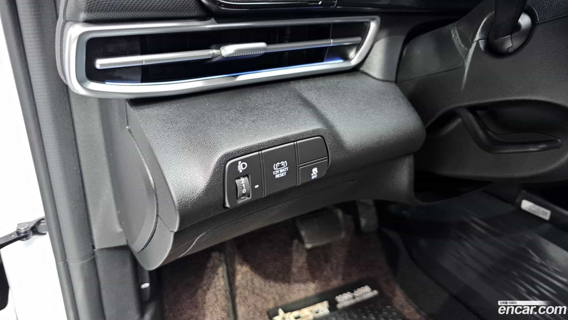 AVANTE Hyundai 2025.2-OPTION-020