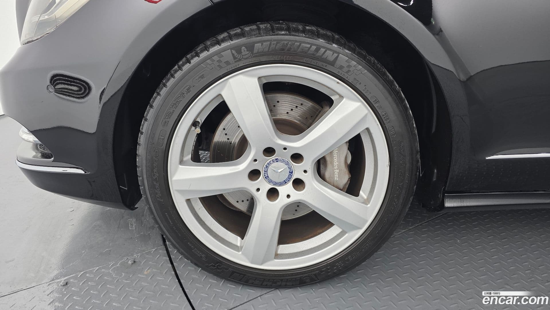 Main__Slider__Photo:CLS-Class Mercedes-Benz 2013.9-4