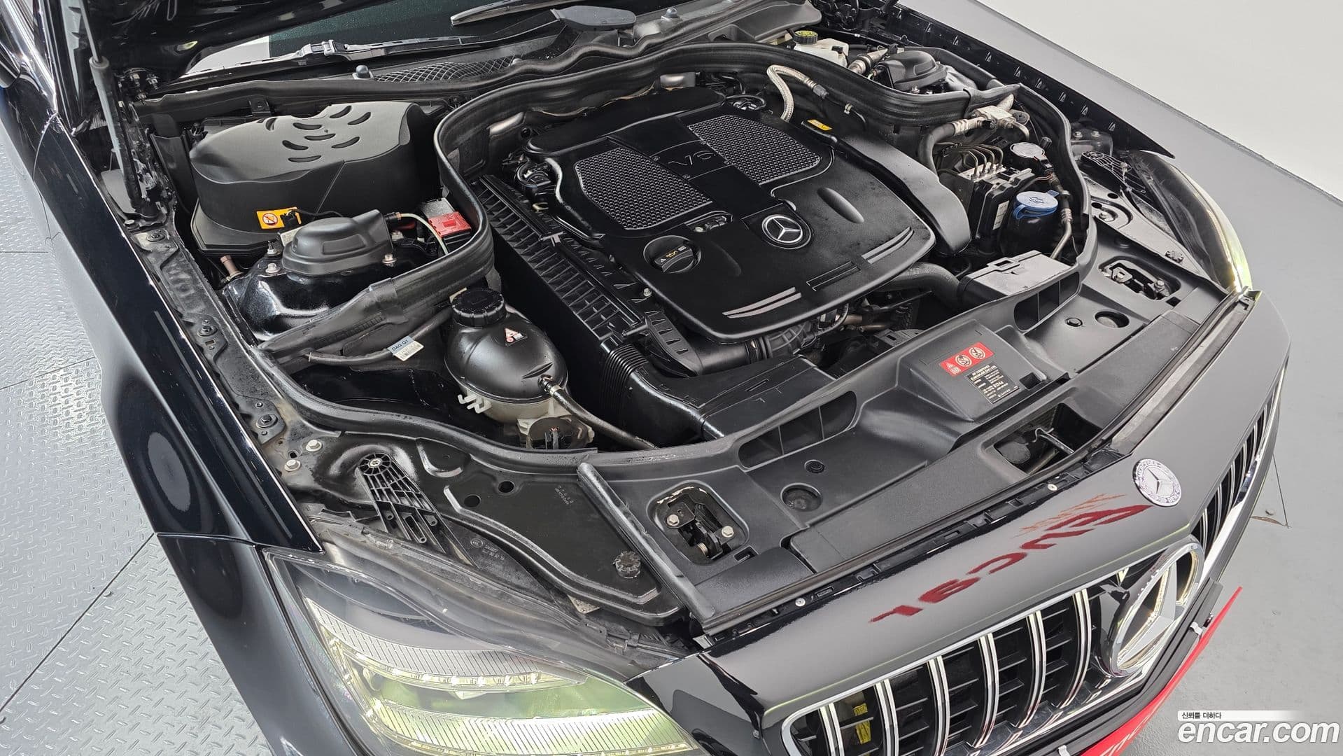 Main__Slider__Photo:CLS-Class Mercedes-Benz 2013.9-5