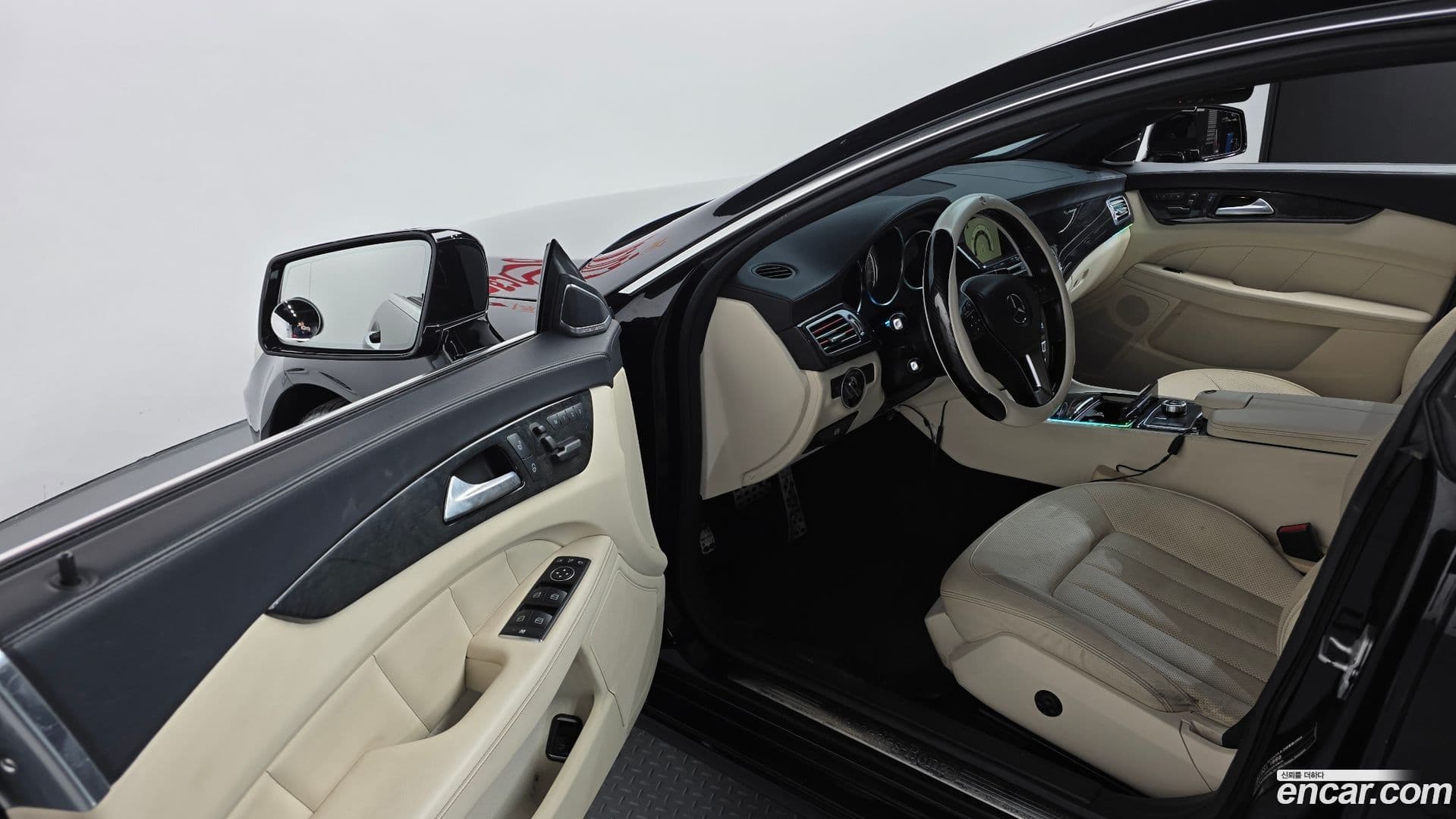 Main__Slider__Photo:CLS-Class Mercedes-Benz 2013.9-11