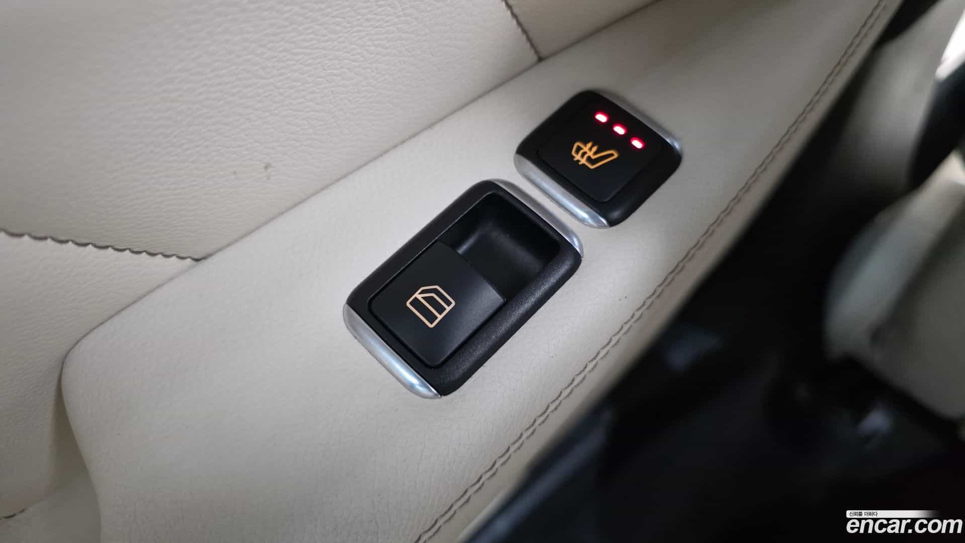 CLS-Class Mercedes-Benz 2013.9-OPTION-022