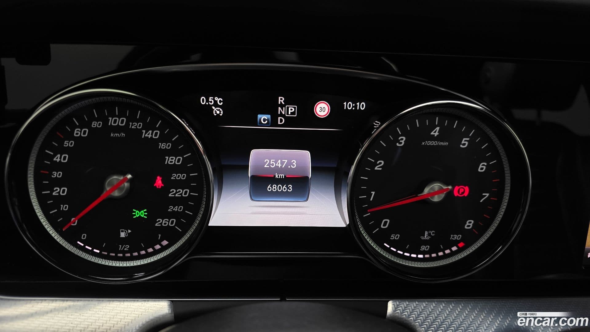 Main__Slider__Photo:E-Class Mercedes-Benz 2020.1-7