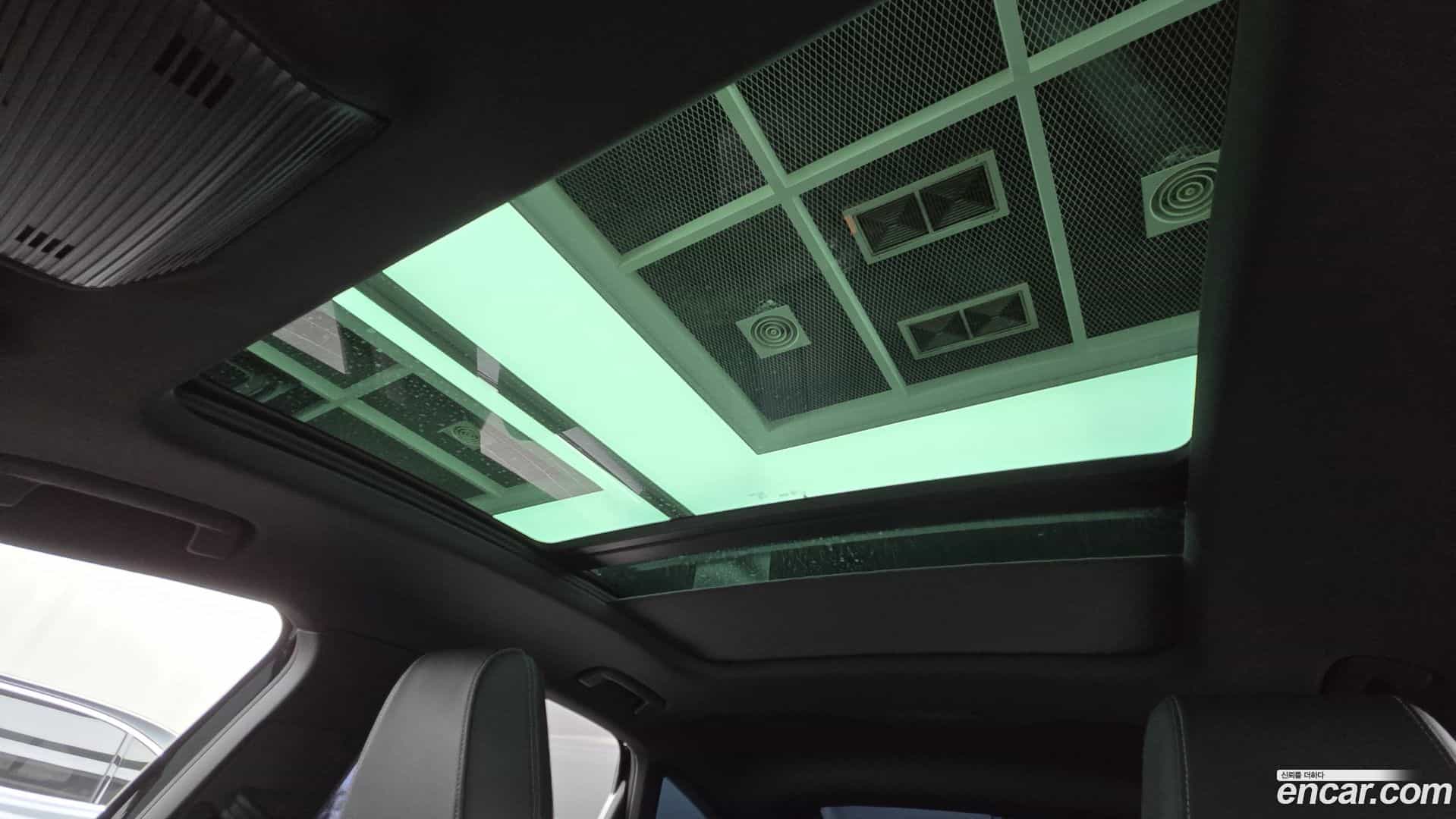 Q4 e-tron Audi 2023.11-OPTION-022