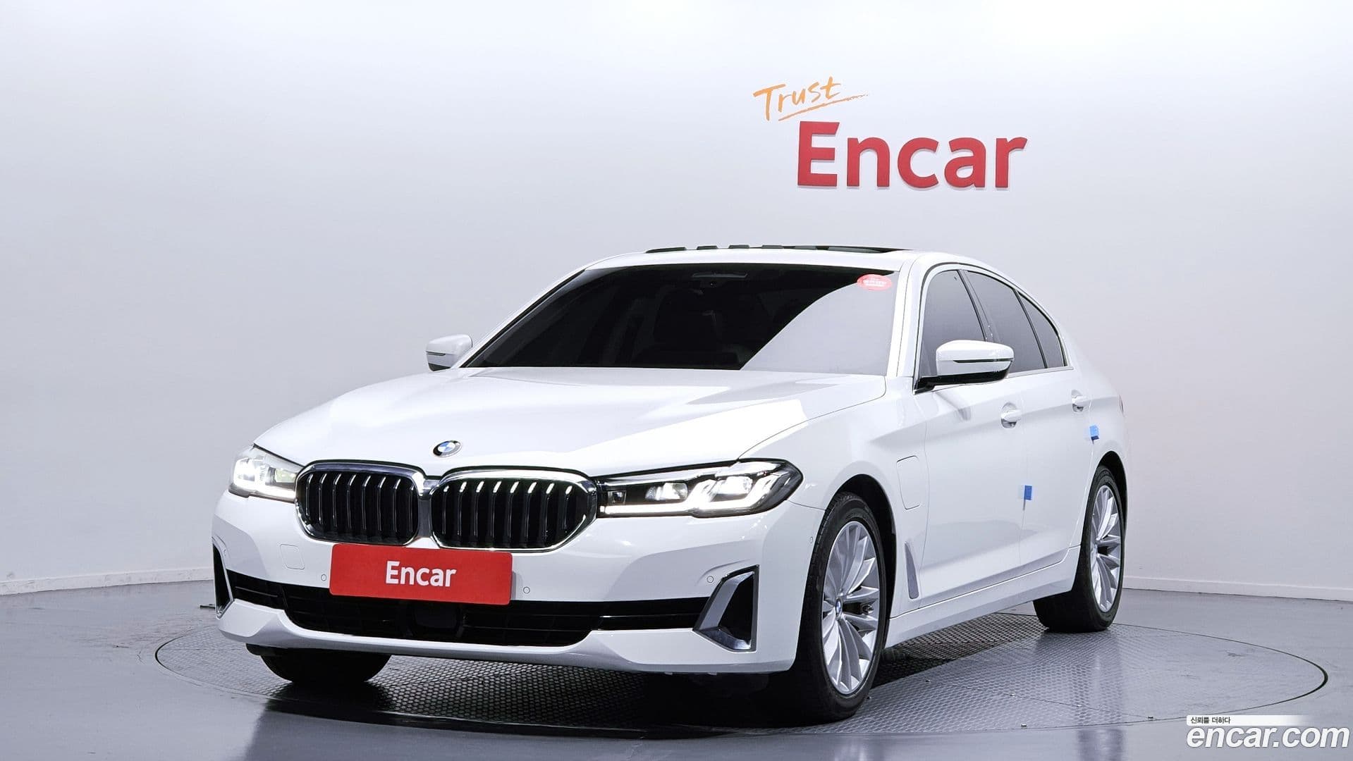 Main__Slider__Photo:5-Series BMW 2020.10-0