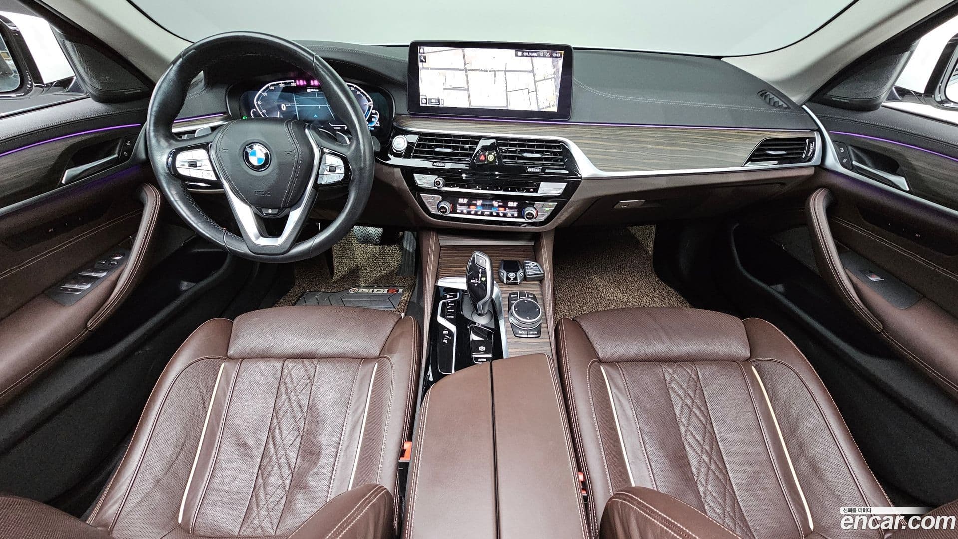 Main__Slider__Photo:5-Series BMW 2020.10-6