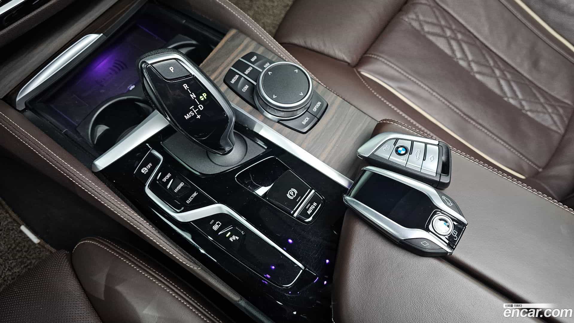 5-Series BMW 2020.10-INNER-009