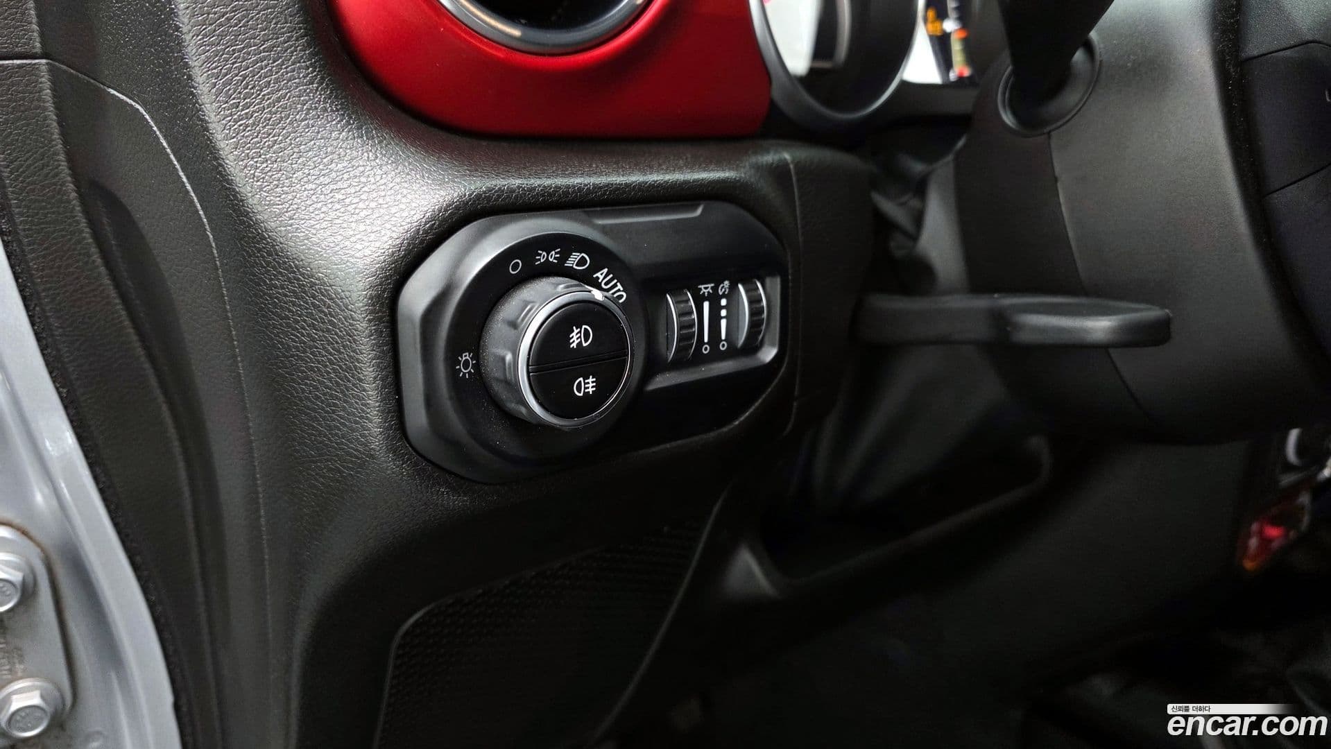 Main__Slider__Photo:Wrangler Jeep 2022.9-16