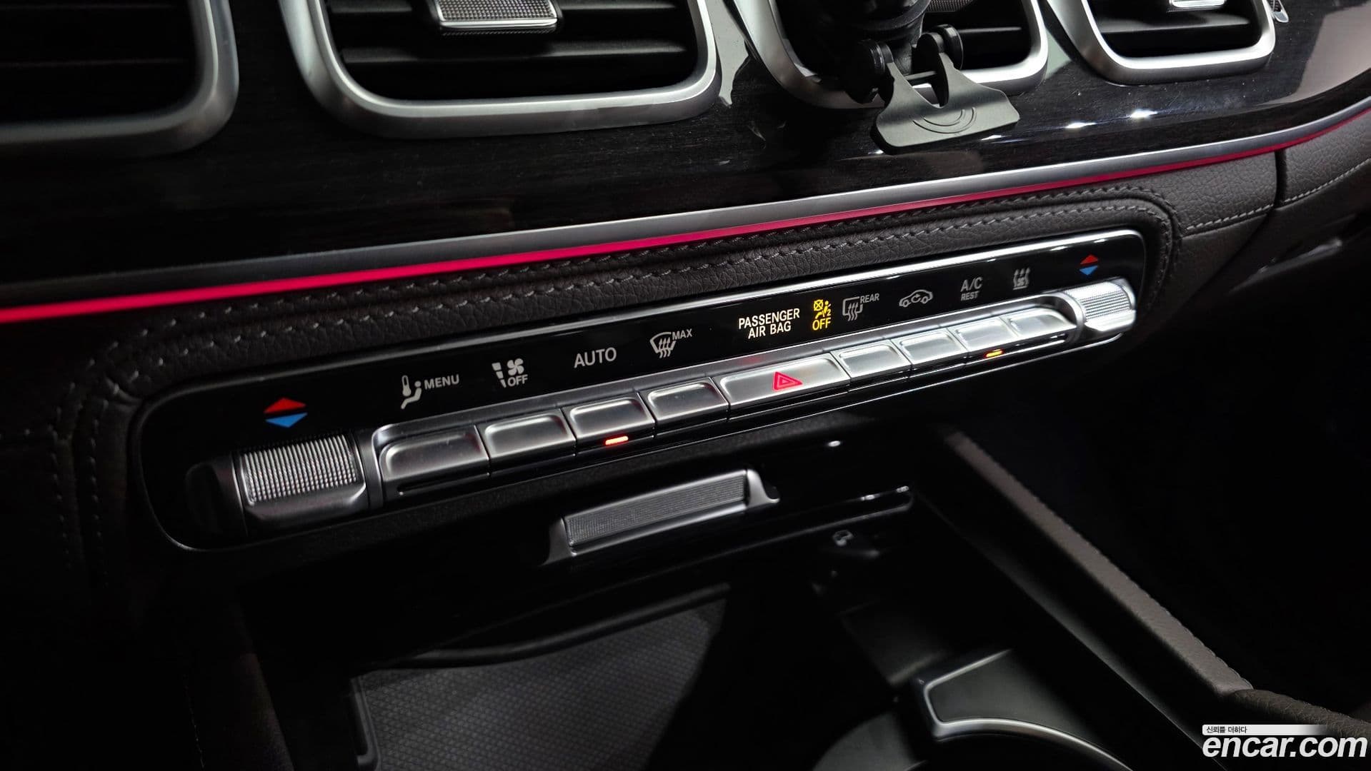 Main__Slider__Photo:GLE-Class Mercedes-Benz 2022.2-16