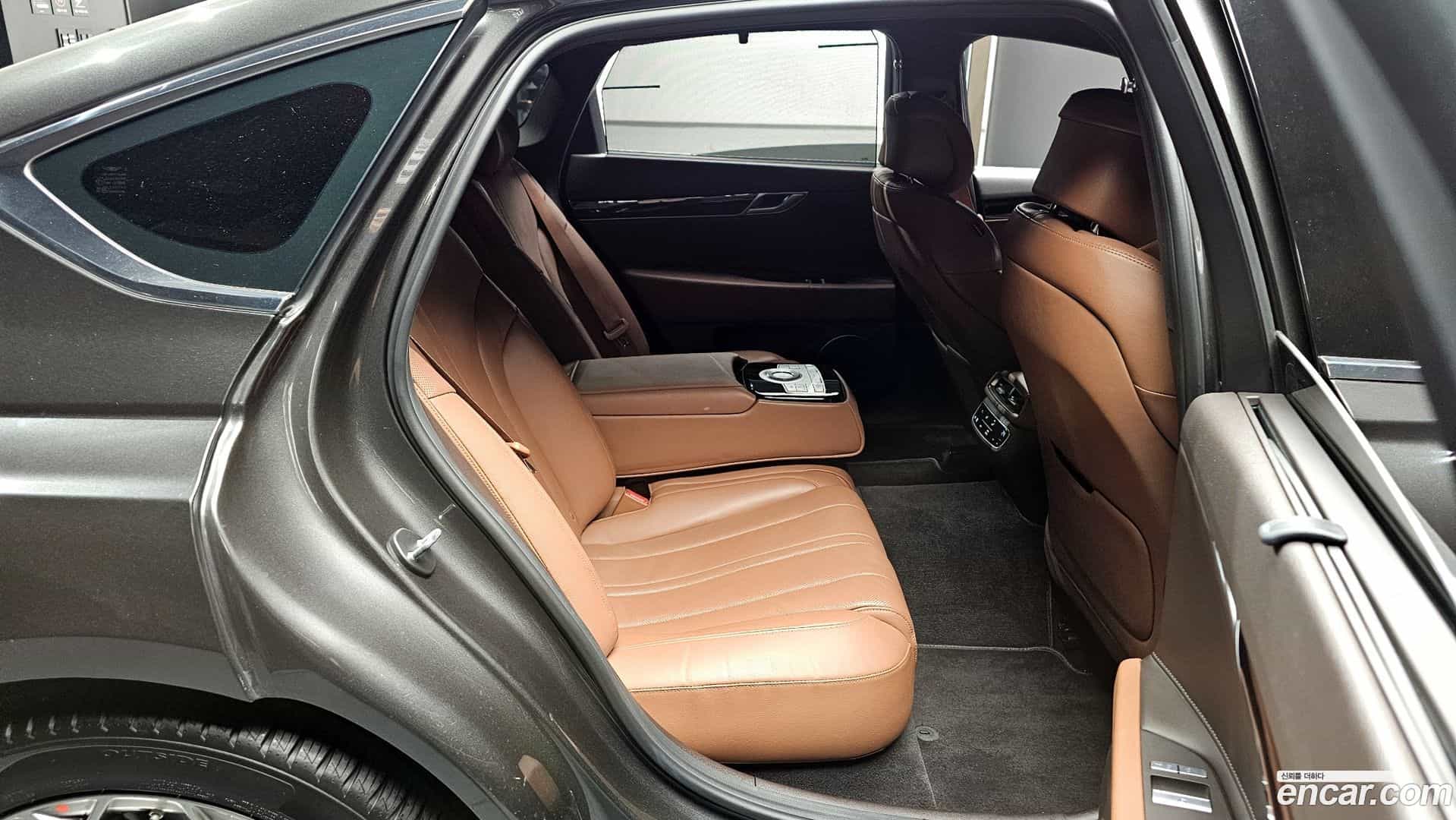 G80 Genesis 2022.0-OPTION-015