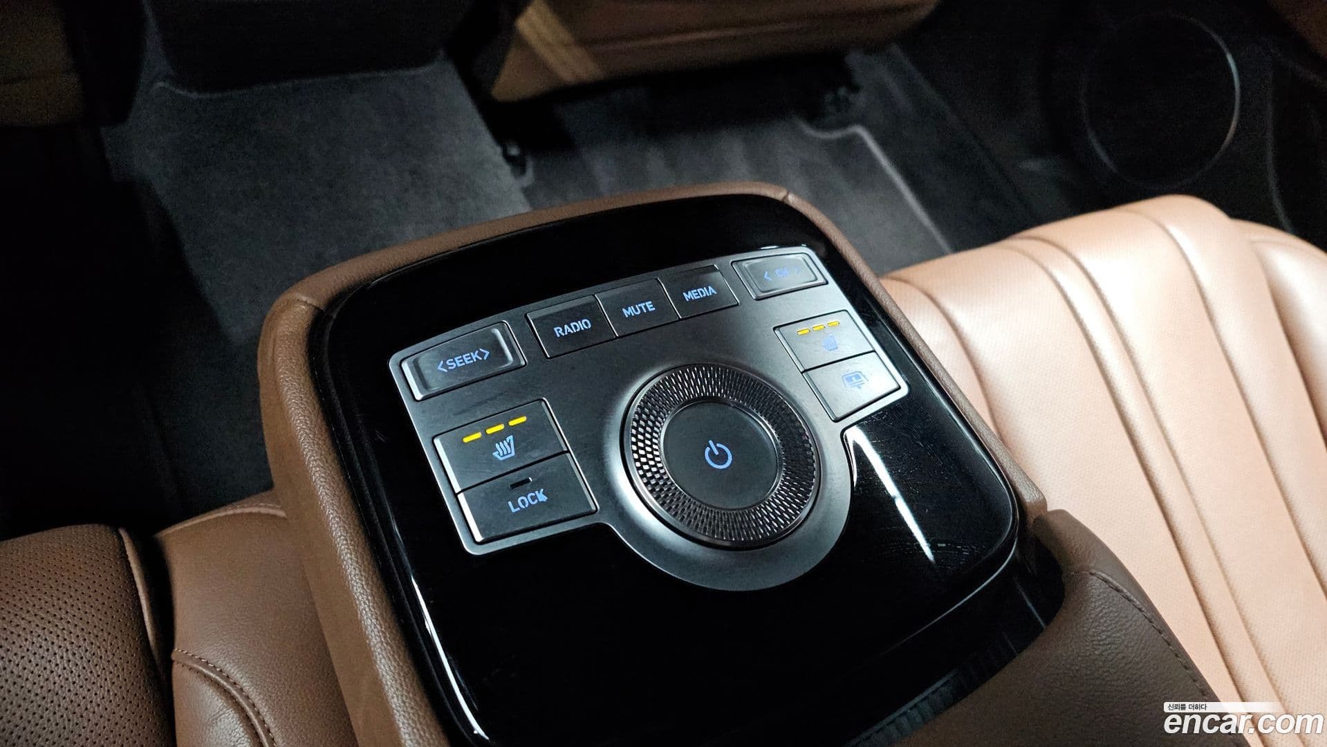 Main__Slider__Photo:G80 Genesis 2022.0-18