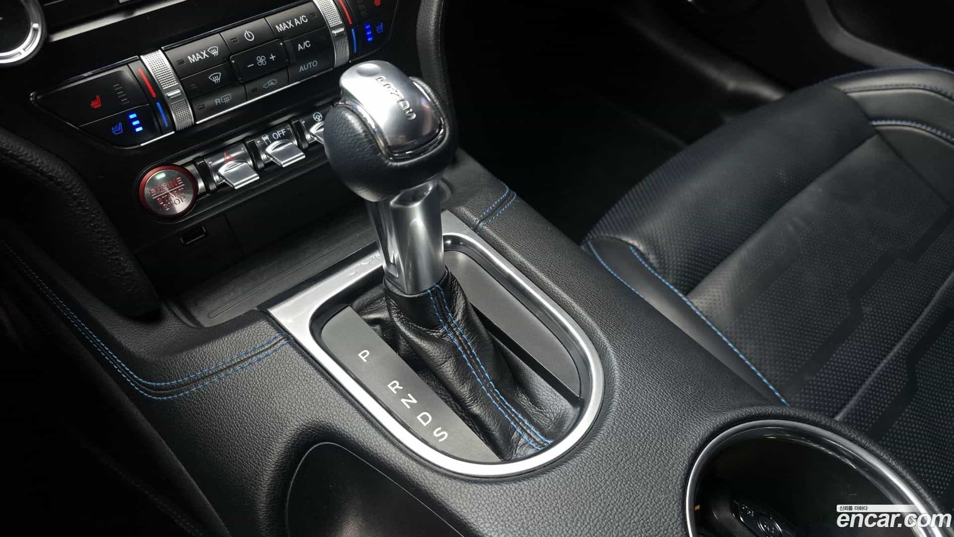 Mustang Ford 2019.9-INNER-009