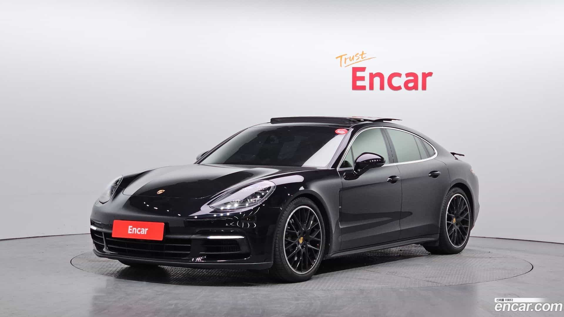 Panamera Porsche 2018.2-OUTER-001