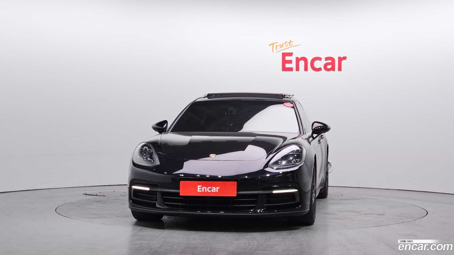 Panamera Porsche 2018.2-OUTER-003
