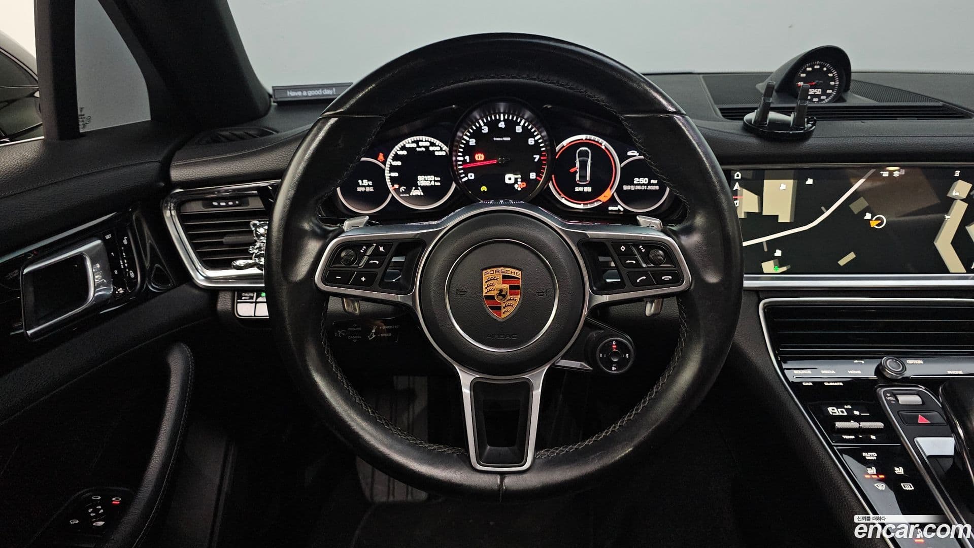 Main__Slider__Photo:Panamera Porsche 2018.2-13